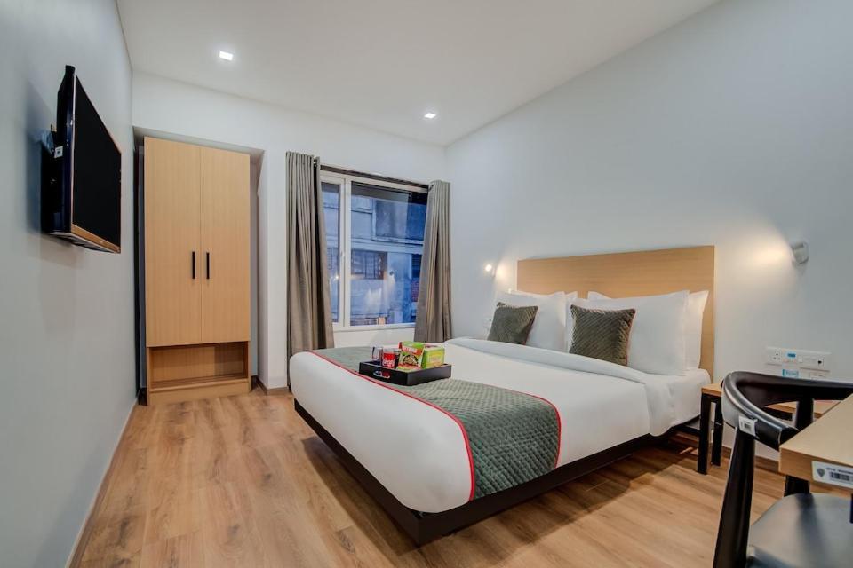 Hotel Town Plaza Pune Ngoại thất bức ảnh